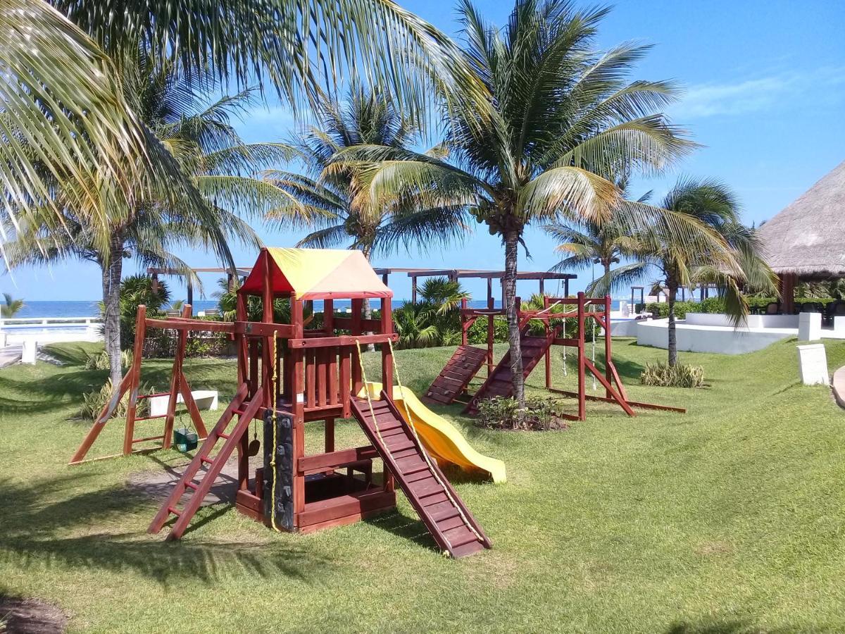 Swim The Caribbean & Work With A View Apartment Cancun Bagian luar foto